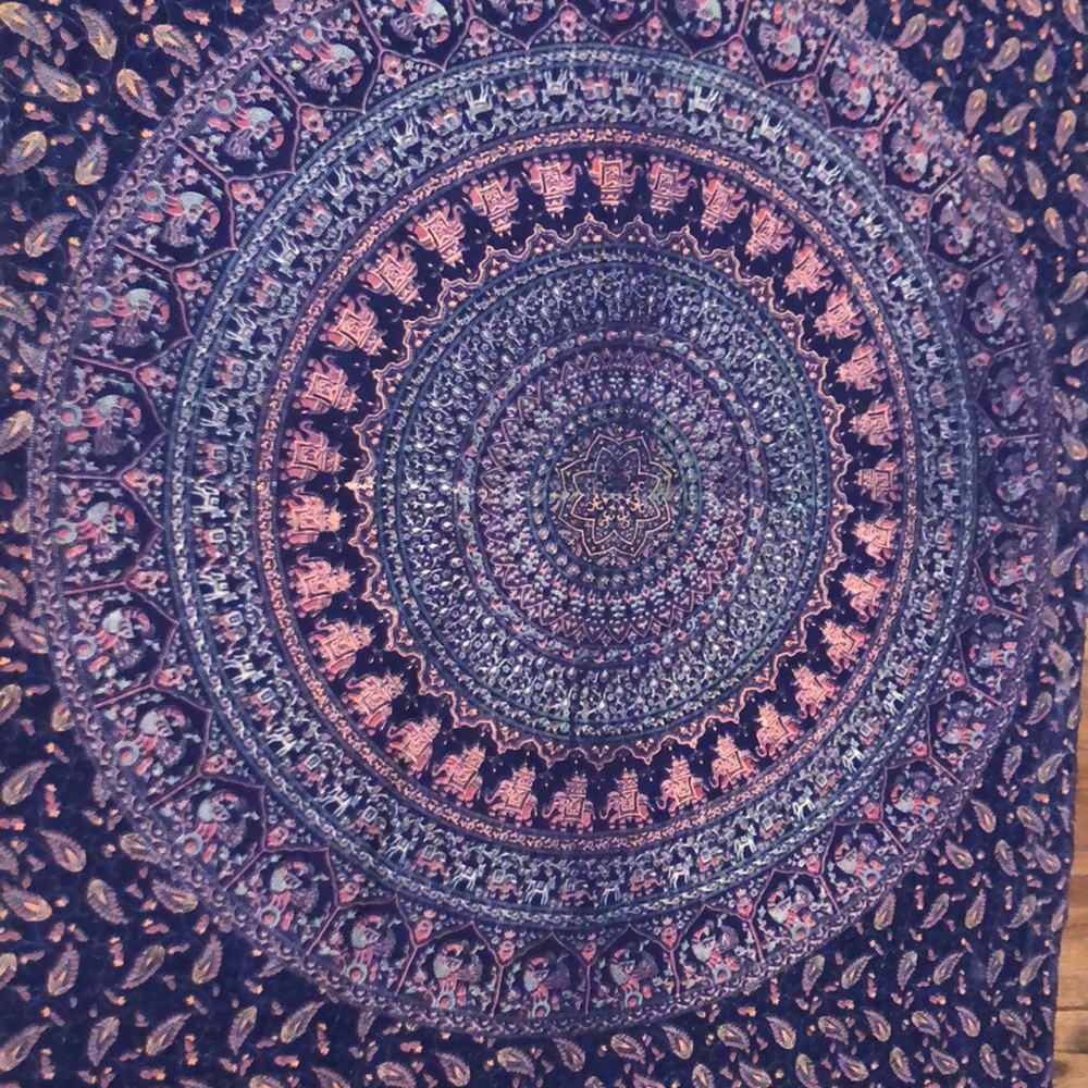 Wall/bed tapestry